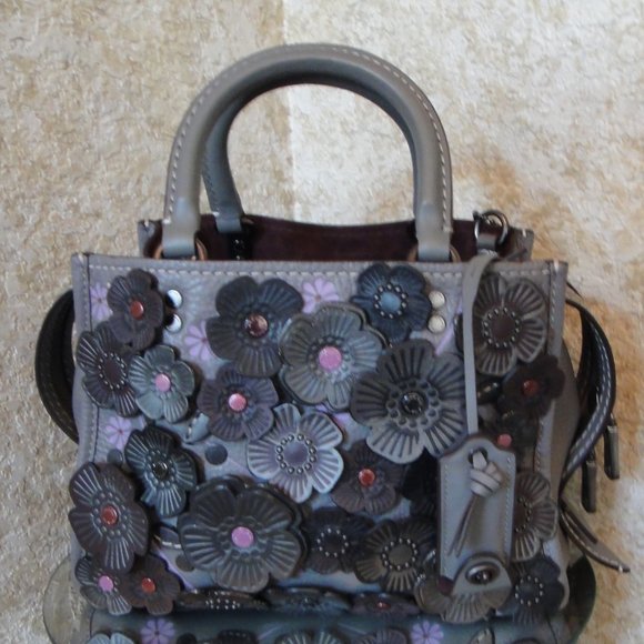 Coach Handbags - Coach Gray Tea Rose Purse